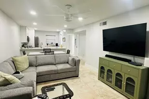 2601 NE 3rd Ct, Boynton Beach, FL 33435 - Photo 13