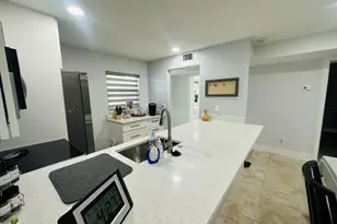 2601 NE 3rd Ct, Boynton Beach, FL 33435 - Photo 5