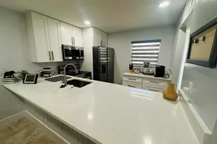 2601 NE 3rd Ct, Boynton Beach, FL 33435 - Photo 5