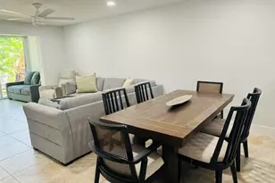 2601 NE 3rd Ct, Boynton Beach, FL 33435 - Photo 9