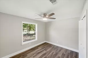 271 NE Naylor St St, Palm Bay, FL 32907 - Photo 21