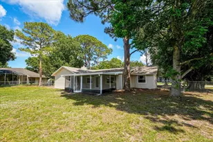 271 NE Naylor St St, Palm Bay, FL 32907 - Photo 31