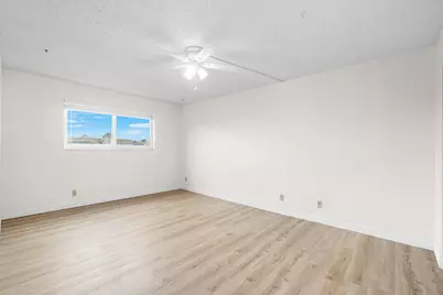725 Lori Drive #410, Palm Springs, FL 33461 - Photo 21