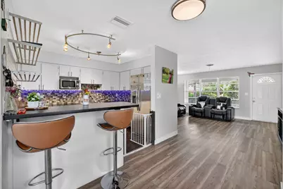 633 NW 30th Street, Wilton Manors, FL 33311 - Photo 7