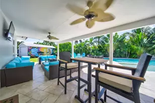 250 NE 27th Ct, Boca Raton, FL 33431 - Photo 17