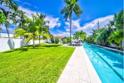 250 NE 27th Court, Boca Raton, FL 33431 - Photo 5