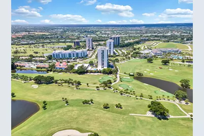 2000 Presidential Way #1006, West Palm Beach, FL 33401 - Photo 3