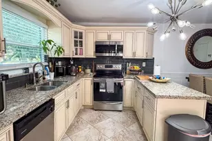 5818 Swordfish Ct, Tamarac, FL 33319 - Photo 9
