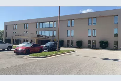 2215 Nebraska Avenue #3e, Fort Pierce, FL 34950 - Photo 1