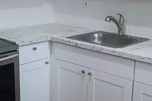 913 SW 15th Terrace, Fort Lauderdale, FL 33312 - Photo 5