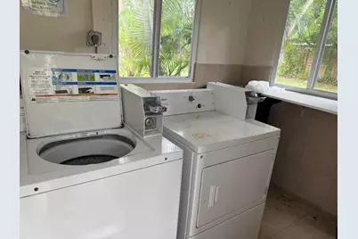 913 SW 15th Terrace #1, Fort Lauderdale, FL 33312 - Photo 17