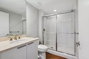 2640 Lake Shore Dr, Riviera Beach, FL 33404 - Photo 21