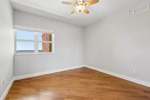 2640 Lake Shore Dr, Riviera Beach, FL 33404 - Photo 23