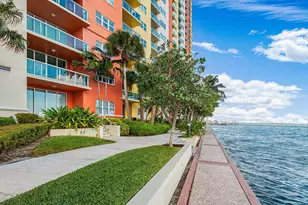 2640 Lake Shore Dr, Riviera Beach, FL 33404 - Photo 55