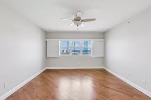 2640 Lake Shore Dr, Riviera Beach, FL 33404 - Photo 35
