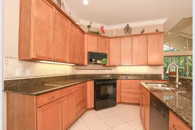 7600 Greenbrier Circle, Port Saint Lucie, FL 34986 - Photo 11