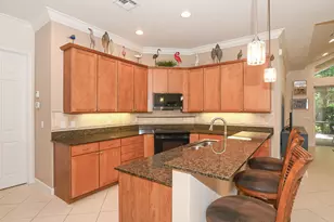 7600 Greenbrier Cir, Port Saint Lucie, FL 34986 - Photo 9