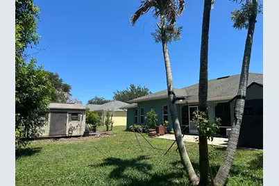 2301 SE Mariola Avenue SE, Port Saint Lucie, FL 34952 - Photo 5