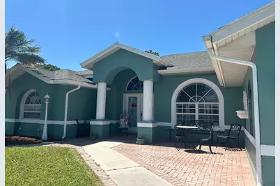 2301 SE Mariola Avenue SE, Port Saint Lucie, FL 34952 - Photo 9