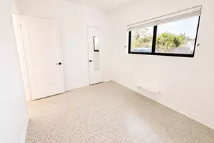 1724 NE 17th St, Fort Lauderdale, FL 33305 - Photo 17