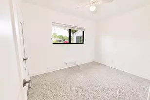 1724 NE 17th St, Fort Lauderdale, FL 33305 - Photo 15