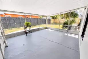1724 NE 17th St, Fort Lauderdale, FL 33305 - Photo 23