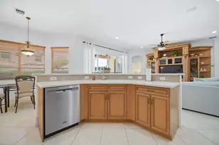 6018 NW 56th Circle NW, Coral Springs, FL 33067 - Photo 29