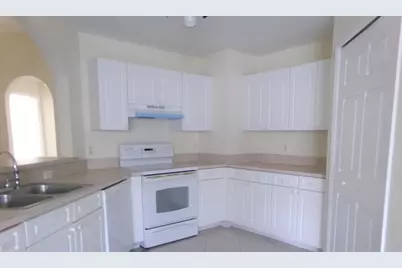 3014 SW Segovia Street, Port Saint Lucie, FL 34953 - Photo 7
