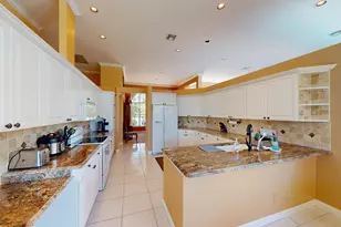 71 Cayman Pl, Palm Beach Gardens, FL 33418 - Photo 23