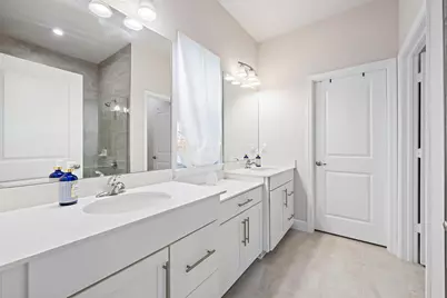 178 SW Pomeroy Street, Stuart, FL 34997 - Photo 9