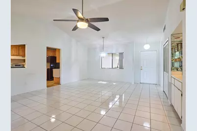 154 Ramblewood Circle, Royal Palm Beach, FL 33411 - Photo 5