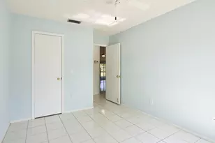 154 Ramblewood Cir, Royal Palm Beach, FL 33411 - Photo 19