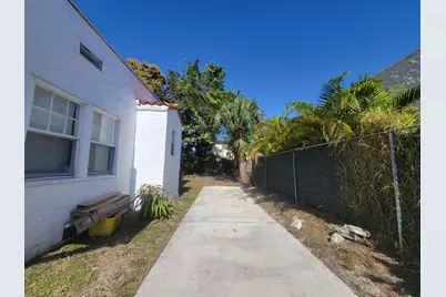 933 37th Street, West Palm Beach, FL 33407 - Photo 9