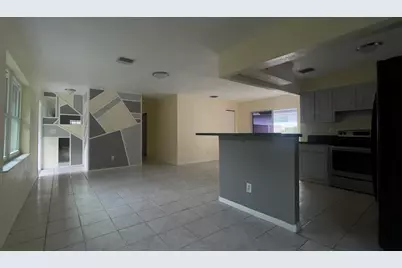 2691 NW 8th Street, Pompano Beach, FL 33069 - Photo 3