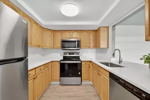 2513 S 17th St, Fort Pierce, FL 34982 - Photo 1