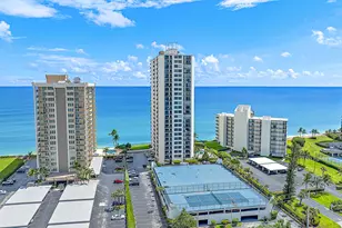 5420 N Ocean Dr, Singer Island, FL 33404 - Photo 3