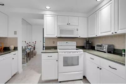 7940 La Mirada Drive, Boca Raton, FL 33433 - Photo 15
