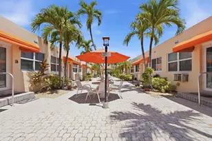 330 Arthur St, Hollywood, FL 33019 - Photo 5