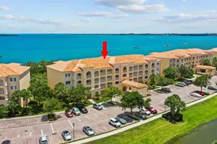 25 Harbour Isle Dr W, Fort Pierce, FL 34949 - Photo 23