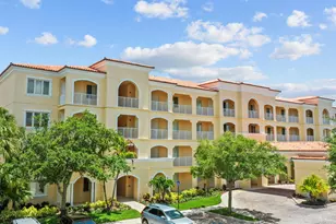 25 Harbour Isle Dr W, Fort Pierce, FL 34949 - Photo 33