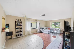 10222 Pine Dr, Boynton Beach, FL 33437 - Photo 7
