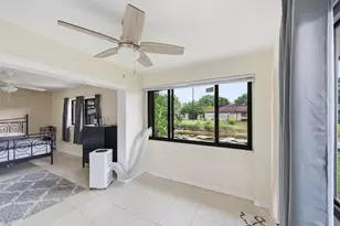 10222 Pine Dr, Boynton Beach, FL 33437 - Photo 15