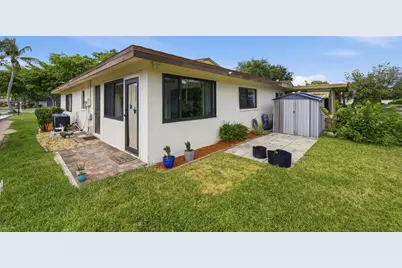 10222 Pine Drive, Boynton Beach, FL 33437 - Photo 19