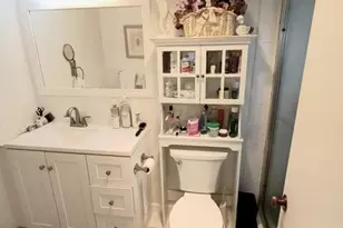 1025 SE 4th Ave, Dania Beach, FL 33004 - Photo 11