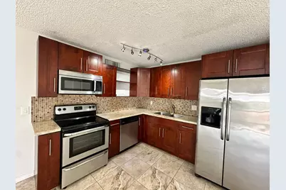 637 Executive Center Drive #N203, West Palm Beach, FL 33401 - Photo 7