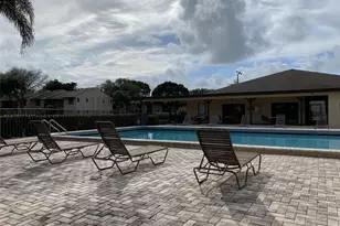 6550 Somerset Dr, Boca Raton, FL 33433 - Photo 7