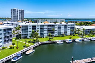 29 Yacht Club Dr, North Palm Beach, FL 33408 - Photo 53