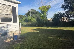 1455 90th Ave, Vero Beach, FL 32966 - Photo 11