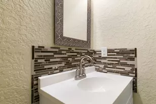 1086 NW Leonardo Cir, Port Saint Lucie, FL 34986 - Photo 17