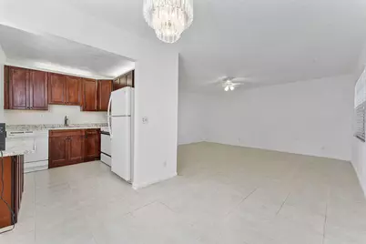 877 Flanders S, Delray Beach, FL 33484 - Photo 13